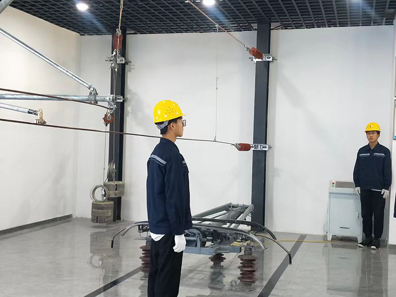  兰州中专学校成就你的高铁梦想