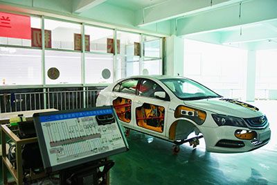 选择兰州中专学校的男生学什么专业最好？