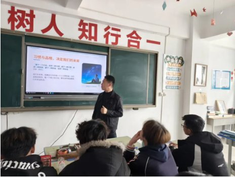 家校共育・赋能成长 | 中职生在校自理能力培养，班主任给家长的实用建议