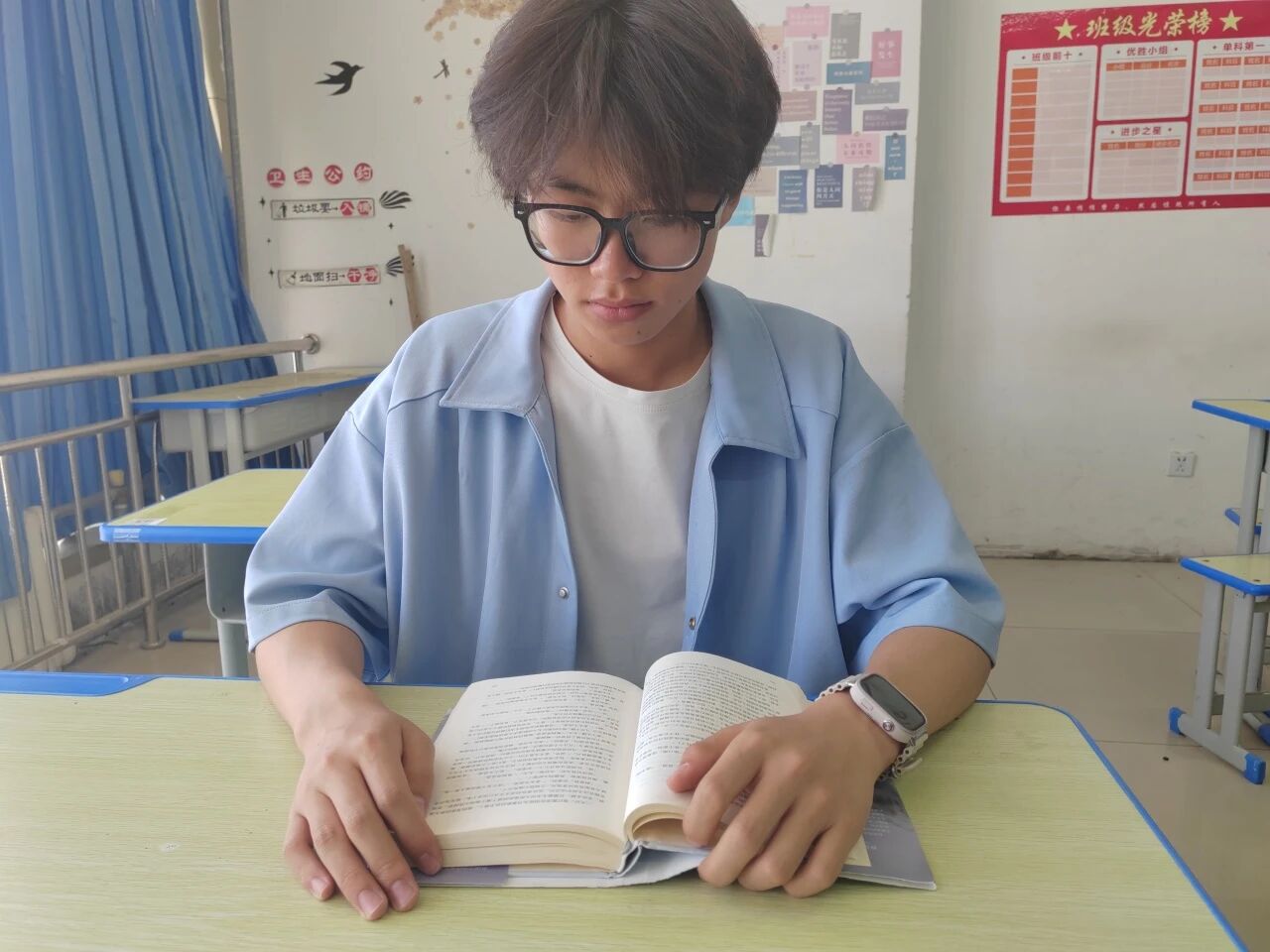 书韵校园・学生荐书 | 《雾都孤儿》